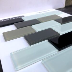 PASTILHAS DE VIDRO CRISTAL GLASS MOSAIC – AREIA/BRANCO/PRETO/CHUMBO